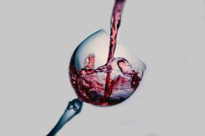 Rødvin i vinglas